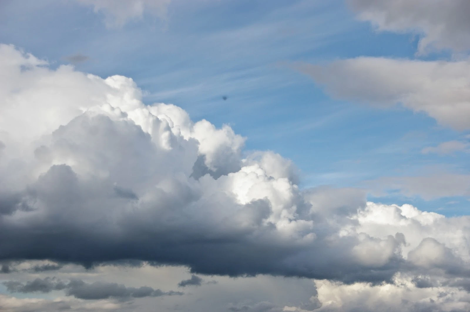 Wolken ziehen auf.jpeg
